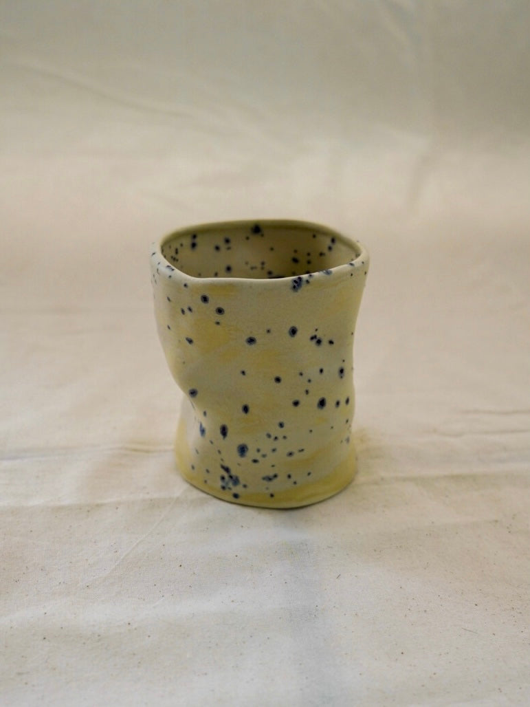 ceramichi セラミチ　お皿 Ceramichi . Fluffy Bowl . ふわふわとしたフチのデザインが特徴